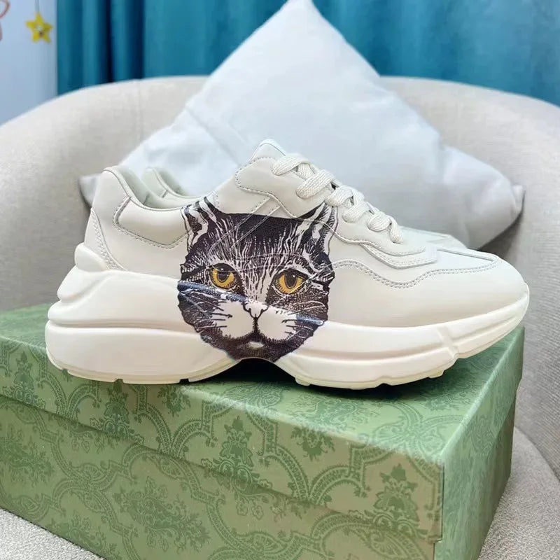 Sneakers Cat's Gaze